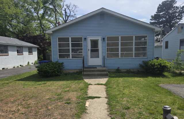 330 Elizabeth Avenue Gallery 1