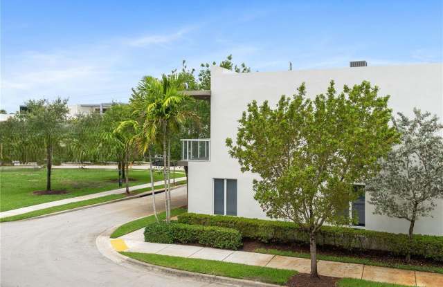 6419 Northwest 105th Court Gallery 2