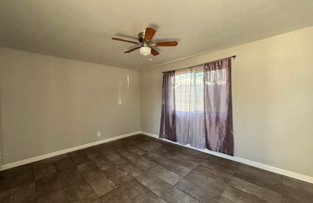 (APPLICATION PENDING) East Lancaster Home Gallery 4
