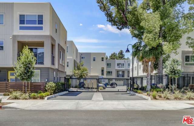 5263 N Rainier Way - 5263 North Rainier Way, Los Angeles, CA 91607