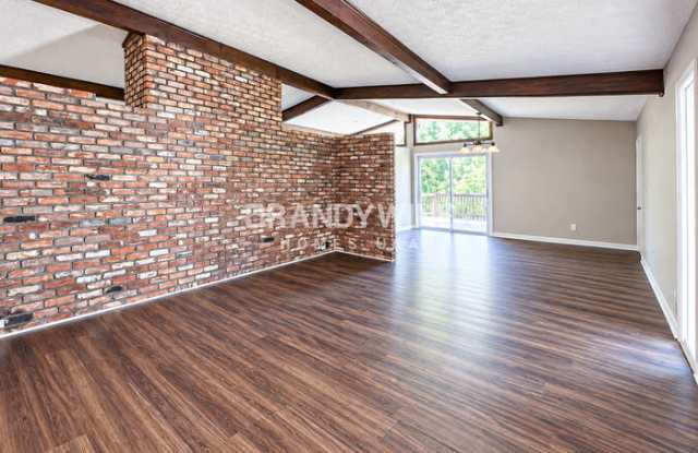 3283 Idlecreek Court Gallery 4