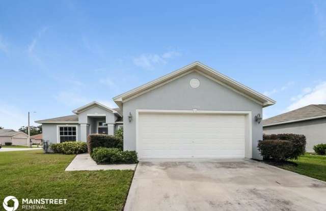 1705 Pebble Beach Street - 1705 Pebble Beach Street, Winter Haven, FL 33881