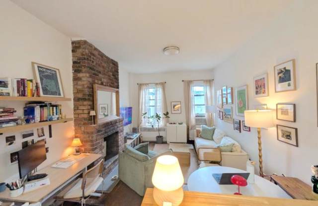 466 West 23rd Street photos photos