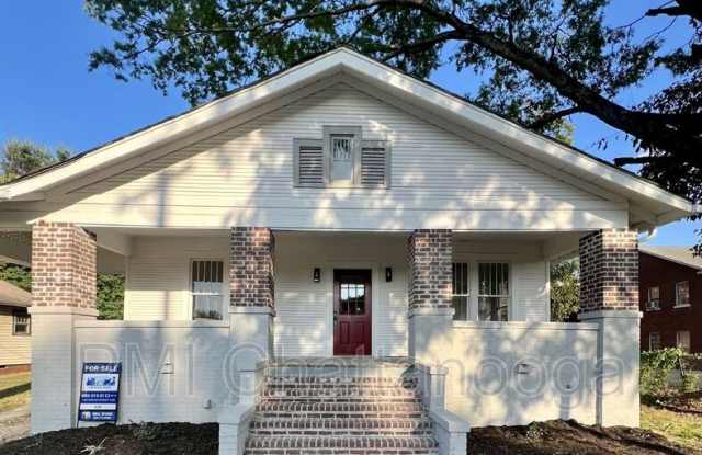 2806 N Chamberlain Avenue photos photos