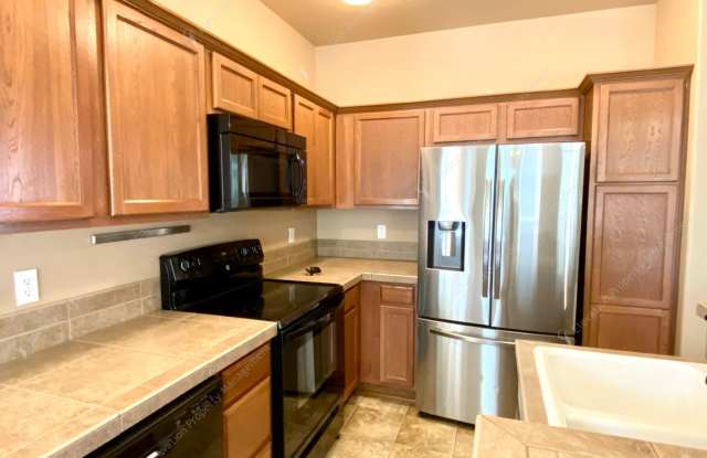 3  BR home in a great NE Bend neighborhood! Gallery 3