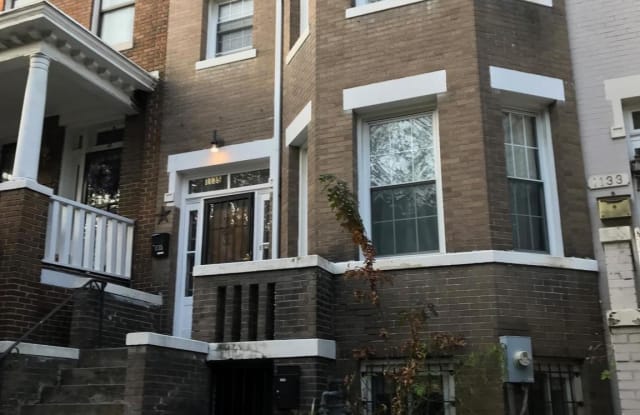 1135 COLUMBIA ROAD NW - 1135 Columbia Road Northwest, Washington, DC 20009