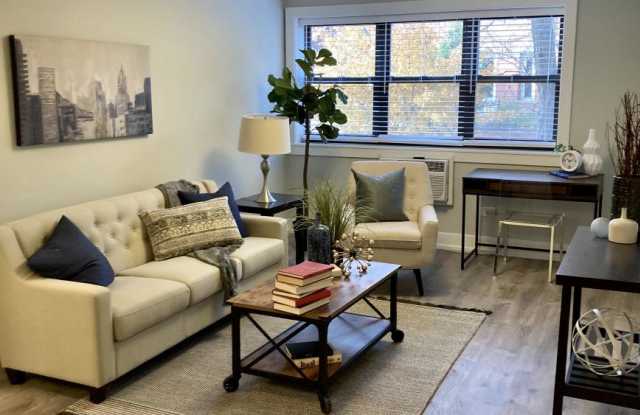 455 W Barry Ave photos photos