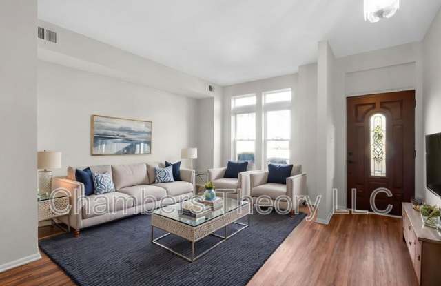 1309 Emerald St. NE photos photos