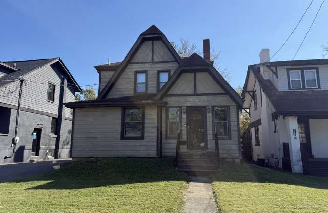 6234 Montgomery Road Gallery 1