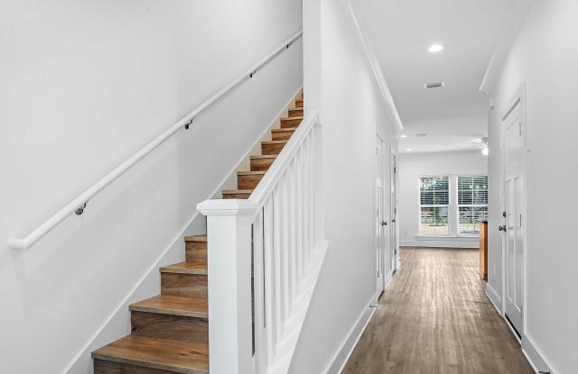 9547 Firefly Court - 11 Gallery 3