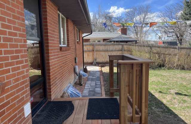 Updated Basement Unit Furnished or Unfurnished photos photos