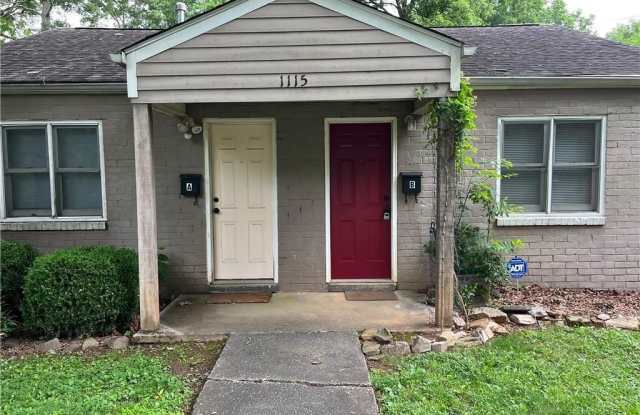 1115 Shelby Place SE photos photos