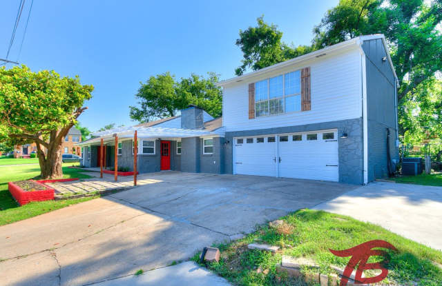 Gorgeous 5 bedroom 3 bathroom home near Oklahoma City University photos photos