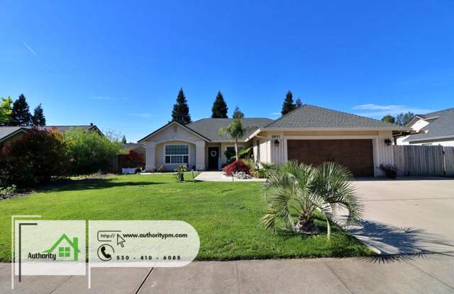 Beautiful Home of 2631 Queens, Large home, Large Covered Patio. photos photos