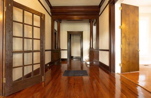 1114 Garland Street Gallery 4
