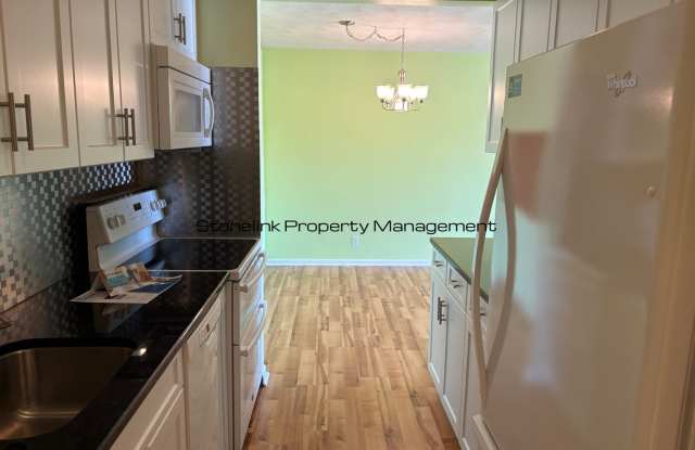 Newly Renovated Condo For Rent in North Attleboro! - 68 North Washington Street, Bristol County, MA 02760