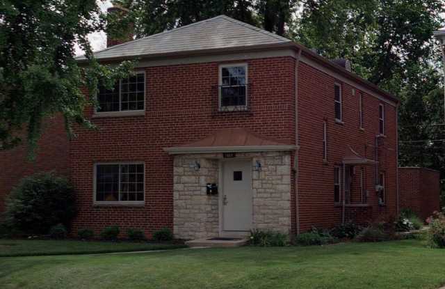 1611 Grandview Ave - 1611 Grandview Avenue, Columbus, OH 43212