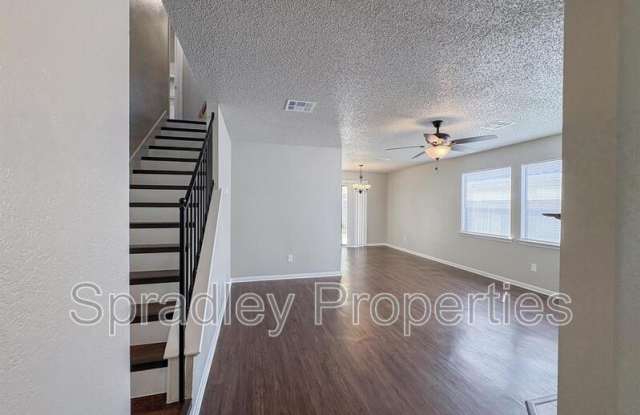 4801 Stone Ridge Dr Gallery 2