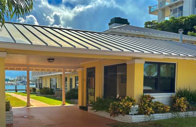 522 GOLDEN GATE POINT - 522 Golden Gate Point, Sarasota, FL 34236