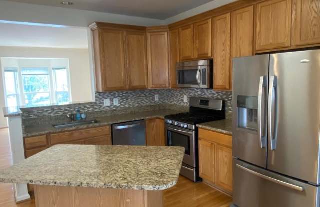 2560 BELCROFT Place Gallery 3