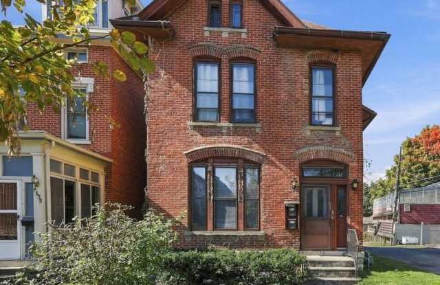 1359 Hunter Avenue Gallery 1