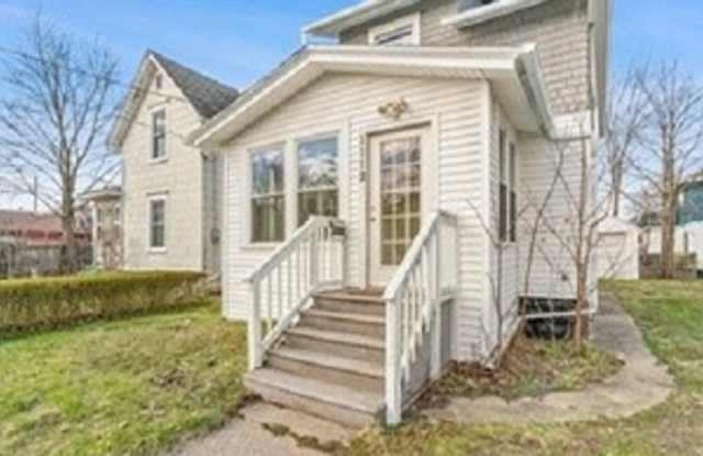 1112 East Ganson Street - 1112 East Ganson Street, Jackson, MI 49202