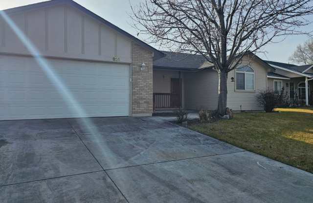 Rare Single-Level 3BR Home w/ Yard  2-Car Garage photos photos