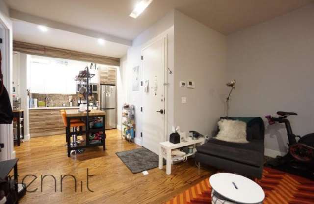 377 ONDERDONK AVE. Gallery 3