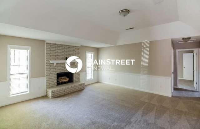 5022 Barkshire Drive Gallery 3