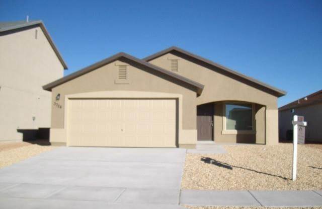 Adorable 3 Bedroom 2 Bath Townhouse in Eastside El Paso!! photos photos