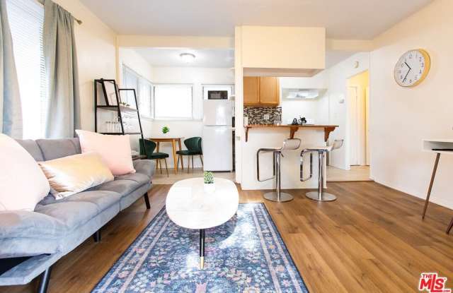 313 Fischer St unit: B photos photos