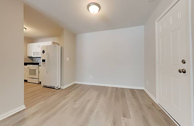5314 Cliff Ridge Drive Gallery 4