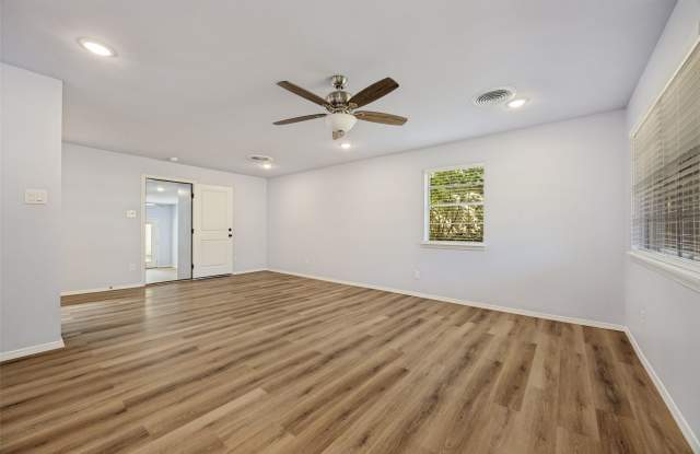 1214 W Morgan Street Gallery 4