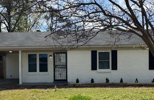 1609 Goodwin Ave photos photos