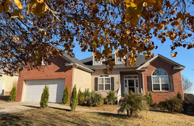 COMING SOON: Well Maintained 3BR 2BA Home w/ Pool Access + Dog Park in GREAT Location! photos photos