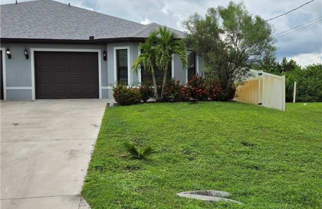 312 Gilbert Avenue S photos photos