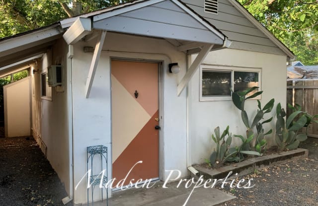 1531 Sherman Avenue - 1/2 (Rear) photos photos
