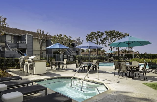 Pacific Pointe Gallery 3