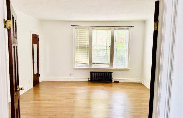 34 70th Street photos photos