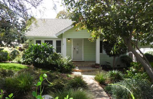 Beautiful home in Historic Folsom! - 406 Reading Street, Folsom, CA 95630