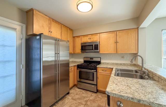 2615 Oakshire Court Gallery 4