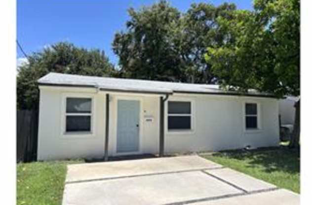 2415 Grant Street - 2415 Grant Street, Hollywood, FL 33020