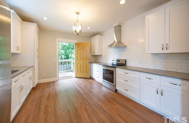 601 Carlton Avenue - 601 Carlton Avenue, Durham, NC 27701