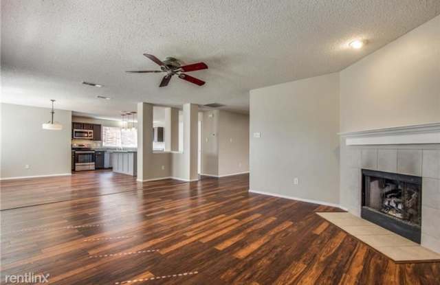 13224 Ridgepointe Road UNIT Gallery 4