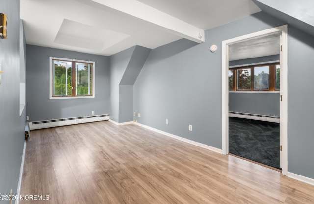 96 Wilson Avenue Gallery 3