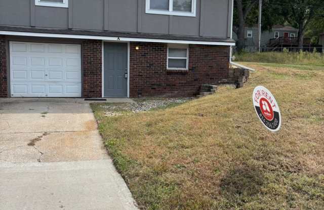 AVAILABLE NOW! 3 Bedroom 2.5 Bath in Lee's Summit MO $1,495.00 photos photos