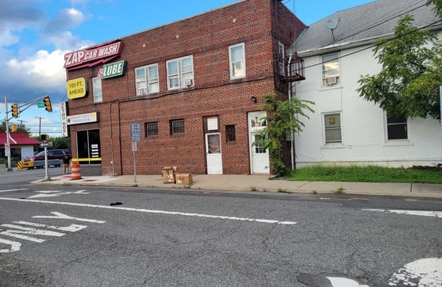 37-04 Broadway - 37-04 Broadway, Fair Lawn, NJ 07410