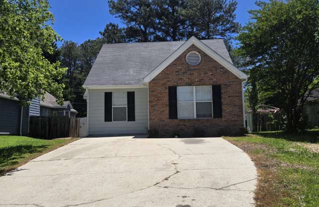 1504 Cain Court N Gallery 1