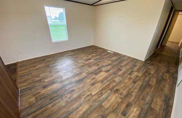 3-Bedroom 2-Bathroom Mobile Home | Just Minutes from the Helms Road LNG Park & Ride Gallery 4