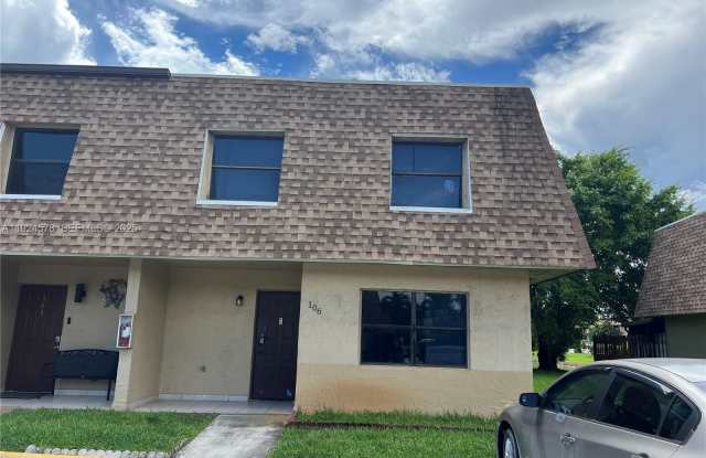 6640 W 24th Ct - 6640 West 24th Court, Hialeah, FL 33016